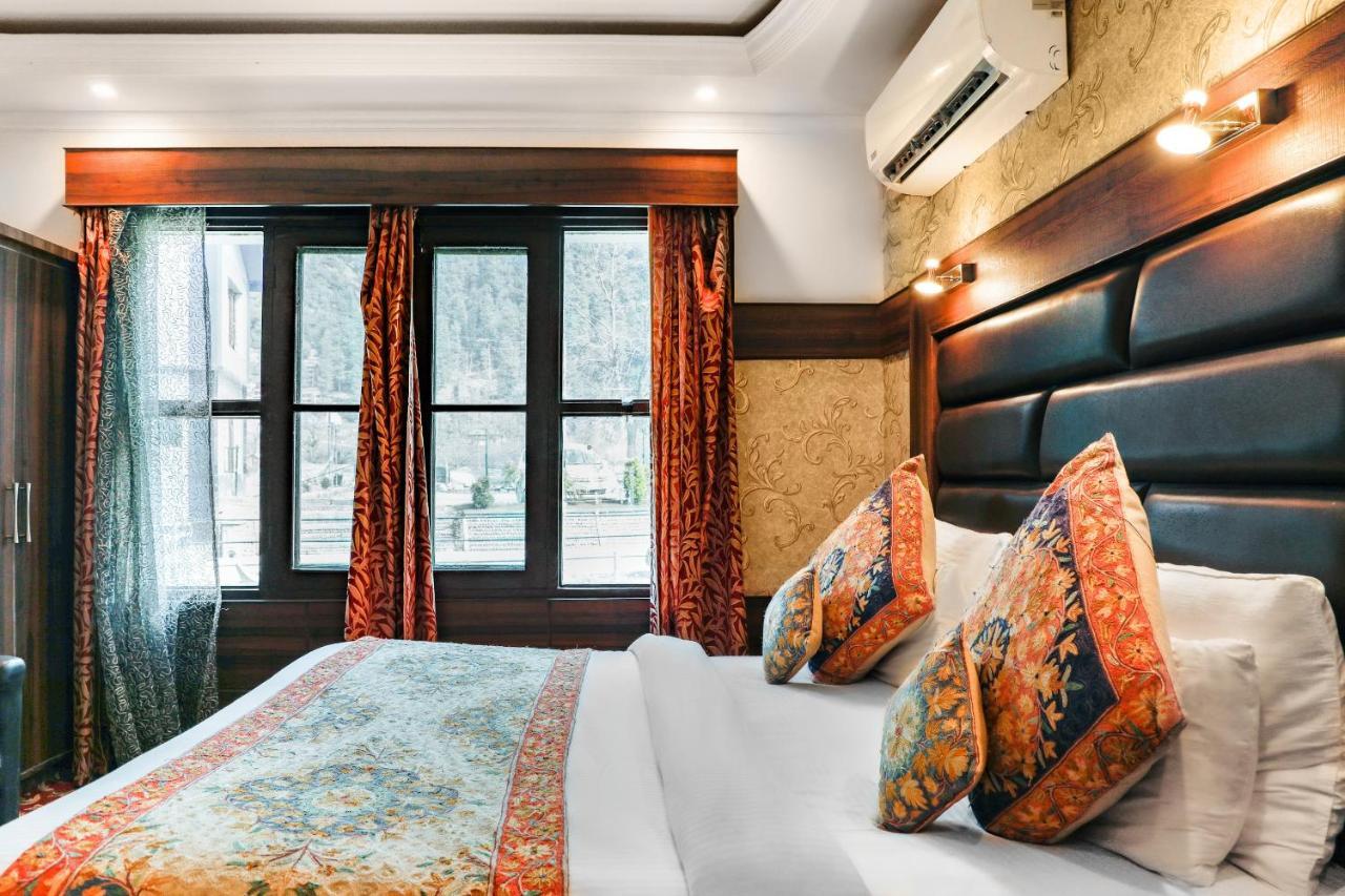 Pahalgam Retreat Ξενοδοχείο Εξωτερικό φωτογραφία
